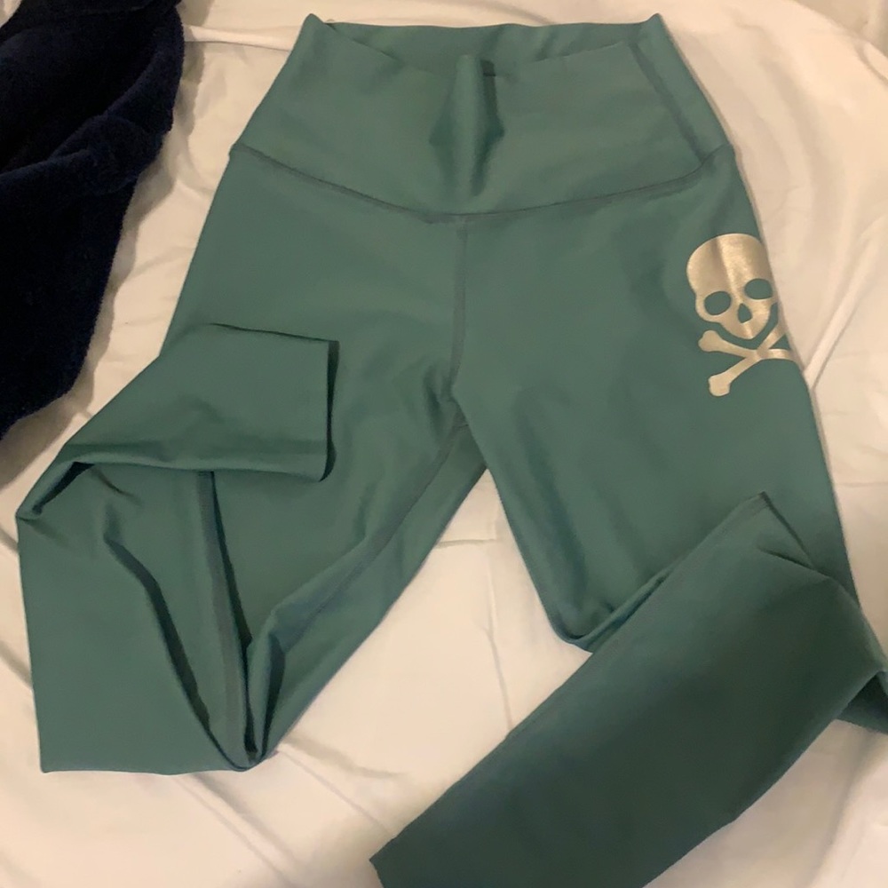 Soul cycle size small leggings